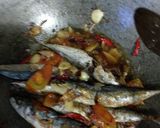 Foto langkah ke 3 dari resep Tumis Ikan Cue maknyoss.