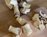 Une image de l'étape 3 de Champignons au four farcis au Boursin®️.