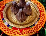 A picture of step 5 of Ragi Modak.