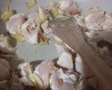 Foto langkah ke 2 dari resep Sop Jamur Ayam.
