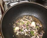 A picture of step 4 of Mac and bell peppers stir fry.