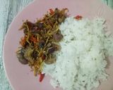 Foto langkah ke 4 dari resep Tumis bawang merah.