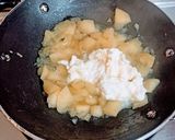 एप्पल पुडिंग (apple pudding recipe in Hindi) रेसिपी चरण 3 फोटो