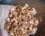 A picture of step 1 of Kali Masoor Dal.