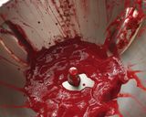 Une image de l'étape 2 de Charlotte bavaroise aux framboises et son coulis 😋#decembre.