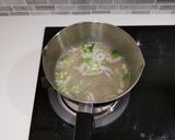 รูปขั้นตอนการทำที่ 1 ของ บะหมี่ผักลูกชิ้นอกไก่ น้ำซุปมิโสะ