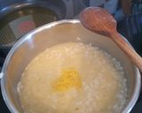A picture of step 3 of Risotto with mascarpone, lemon and king prawns.