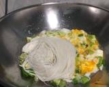 Stir Fry Vermicelli With Eggs recipe step 2 photo