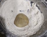 A picture of step 7 of Fresh tuvar kachori paratha.