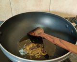 A picture of step 10 of Methi Matar Malai.