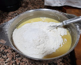 Foto del paso 3 de la receta: Bizcocho de naranja y yogurt
