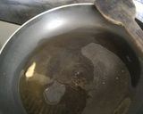 A picture of step 3 of Sooji halwa with rabri.