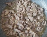 Pas rețetă Mazăre cu carne de porc și sos de roșii 1 fotografie