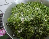 A picture of step 5 of Aloo Methi.