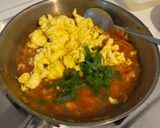 Foto langkah ke 3 dari resep Tumis telur tomat.