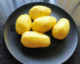 Foto del paso 1 de la receta: Patatas bravas fáciles