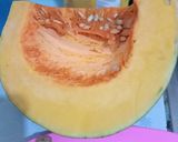 Foto langkah ke 1 dari resep Kolak labu dan ubi kuning.