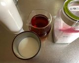 A picture of step 1 of 2 color separated Milk Tea.