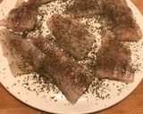 Sütőben sült zöldfűszeres alaszkai tőkehalfilé recept fázis 3 fotója