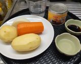 รูปขั้นตอนการทำที่ 1 ของ ปลาซาบะมิโซะต้มมันฝรั่ง (Saba no miso jaga)