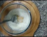 A picture of step 3 of Egg paratha.