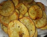 Foto del paso 4 de la receta: Milanesas caseras con papas rústicas y ensalada