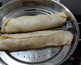 A picture of step 4 of Veg. Suji Rolls.