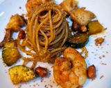 Foto del paso 7 de la receta: Spaguetini, langostinos y sepia con cacahuetes