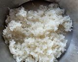 A picture of step 3 of Mango Sticky Rice.