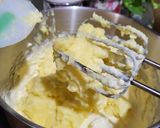 Foto langkah ke 7 dari resep Mille Crepes Red Valvet.