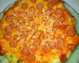 Foto langkah ke 6 dari resep Pizza nasi teflon Sederhana.