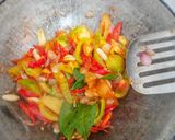 Foto langkah ke 2 dari resep Kotokan Pindang Bumbu Iris.