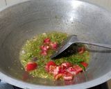 Foto langkah ke 4 dari resep Ikan Taneman Cabai Hijau.