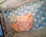 Sajtos-tejfölös, rakott csirkemell recept fázis 6 fotója