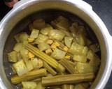 સરગવા નો સૂપ (Saragva Soup Recipe In Gujarati) રેસીપી સ્ટેપ2ફોટો