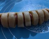 Foto langkah ke 6 dari resep Pizza Cutterpillar Bread.