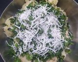 A picture of step 7 of Moraiya Farali Vada.