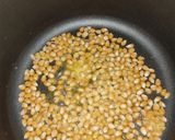 Foto langkah ke 2 dari resep Pop corn asin ala ala bioskop.