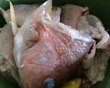 Foto langkah ke 1 dari resep Kakap Merah Kuah Asam Belimbing Wuluh.
