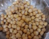 A picture of step 1 of Memoni Chaat.