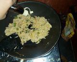 Foto langkah ke 6 dari resep Nasi Goreng Butter Garlic Jamur Paprika.