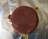 A picture of step 4 of Choco Marie Gold Cake.