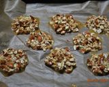A picture of step 5 of Almond Cookies کوکی بادامی.