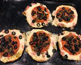Foto del paso 5 de la receta: Pizzetas (Halluzzetas) rápidas