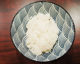 A picture of step 5 of Taiwanese Hakka Style Flat Rice Noodle Soup (客家湯板條) - Gluten Free Noodle Soup.