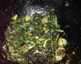 A picture of step 6 of Crispy moli ke pattay fried.