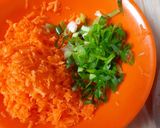 Foto langkah ke 4 dari resep Lumpia Ayam Jamur.