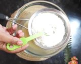A picture of step 3 of Vanilla Sponge Cake.