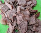 Foto langkah ke 1 dari resep Daging Oseng Mercon.