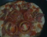 Foto langkah ke 8 dari resep pizza simpel + murah meriah.